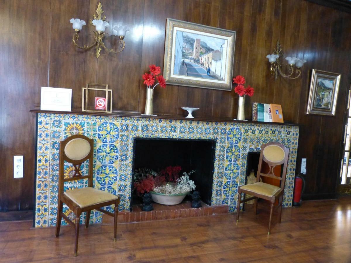 Hotel Del Arbol Xàtiva Esterno foto